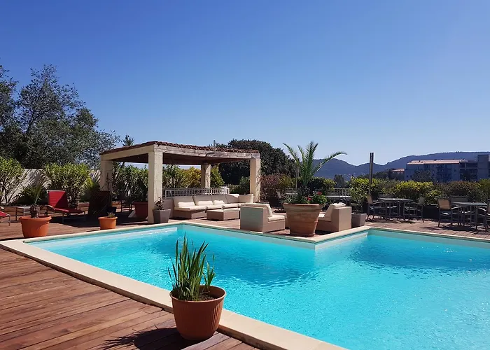 En Aparté Appart hôtel 3*