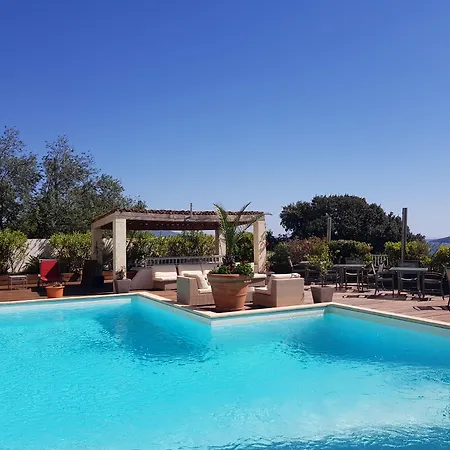 Appart hôtel En Aparté 2*