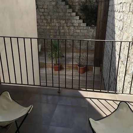 En Aparté Appart hôtel 2*